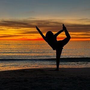 Meet your Posher, Rose